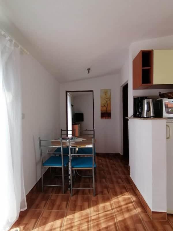 Apartment Krmpotic Vir Kültér fotó