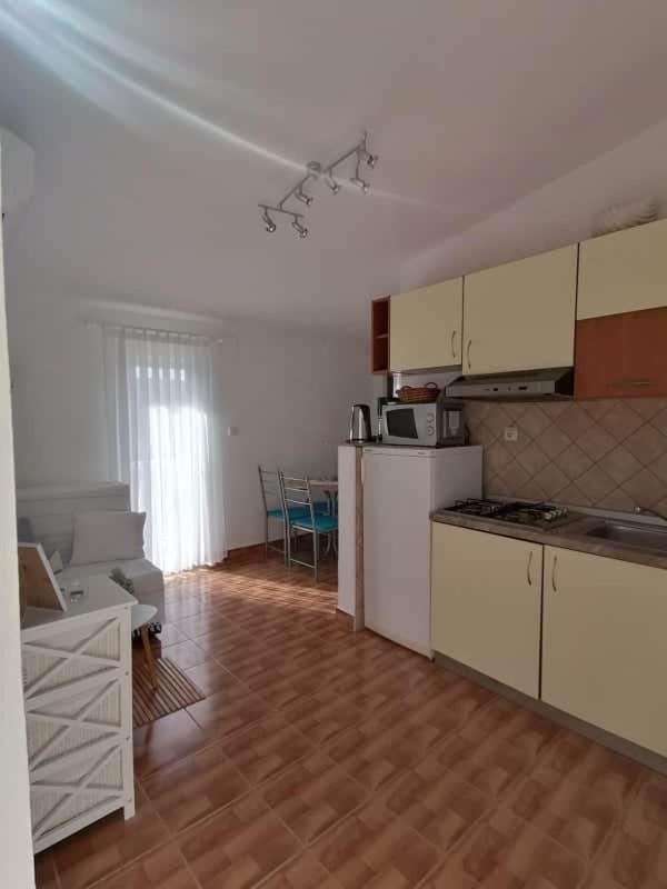 Apartment Krmpotic Vir Kültér fotó