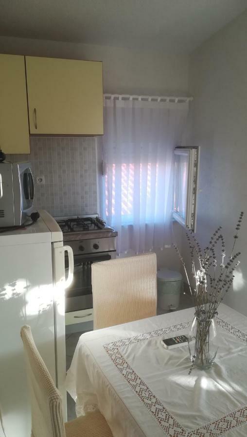 Apartment Krmpotic Vir Kültér fotó